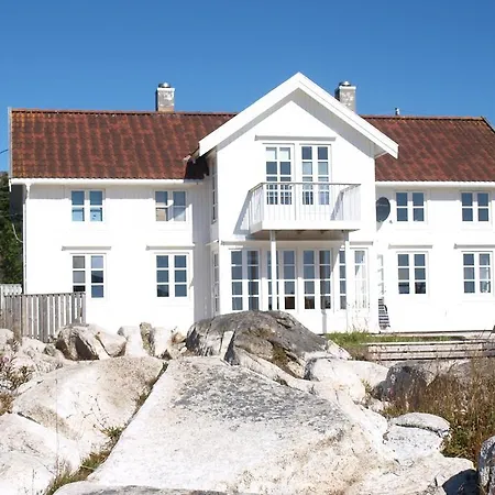 Hostel Villa Ballstad
